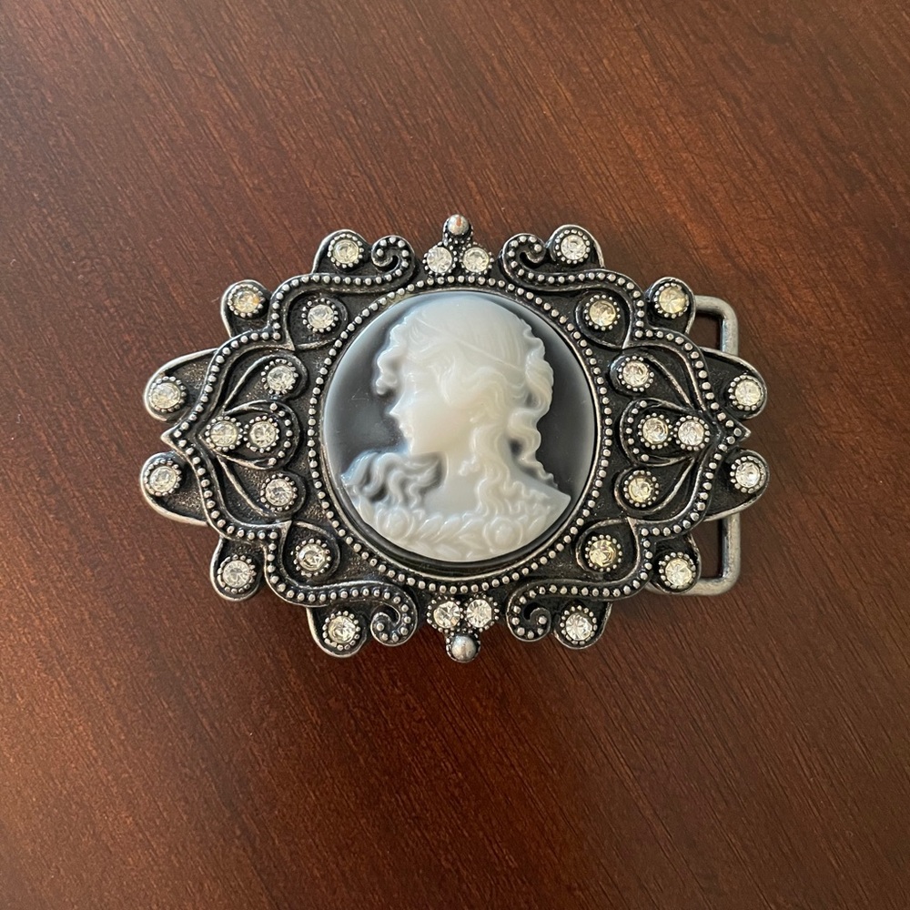 Old Fashion Picture Belt Buckle